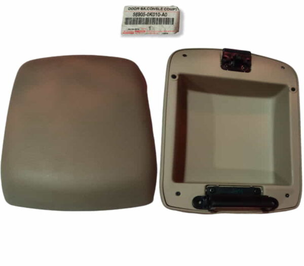 Consol Box Cover For Toyota Innova ( Old Model ) - 589050K010A0