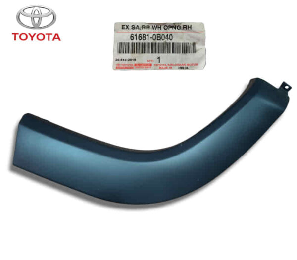 Quaterpanel Outer Cover For Toyota Qualis - 616810B040