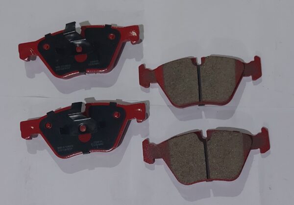 Front Brake Pad For BMW F10 5 Series ( 520D ) - 34112449269 / 34116856591 / 34116775310 / 34116858047